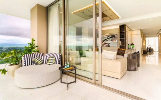 Luxury 4-Bedroom Ocean View Apartment at La Maison by Fendi Casa