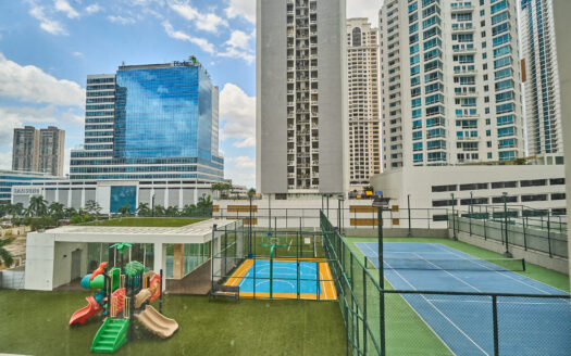 Furnished long-term rental apartment in Panama City with city views