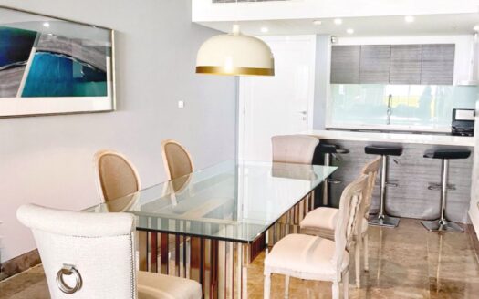 Luxury Residence – 44J YOO by Starck, Avenida Balboa