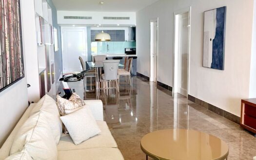 Luxury Residence – 44J YOO by Starck, Avenida Balboa